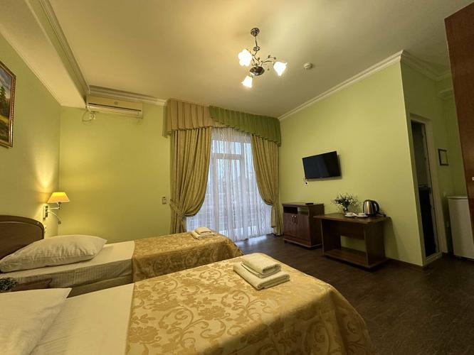 Давид (г. Адлер)