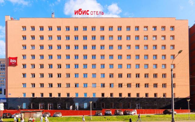 Дивеевская слобода 4* (с. Дивеево) / Ибис 3* (г. Нижний Новгород)