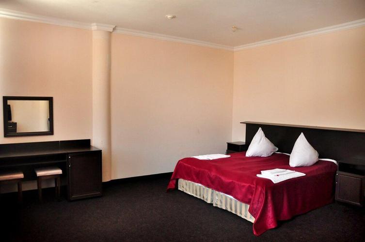 Энергетик 3* (п. Архыз) / Домбай 3* (п. Домбай)