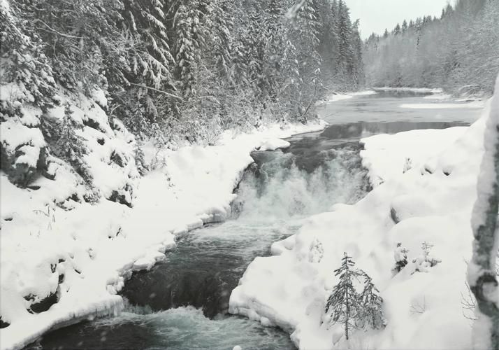 Карелия в новогодних узорах