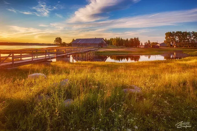 Урал самоцветный