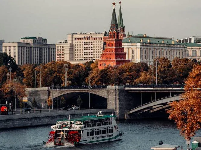Авиа | Москва классическая из Тюмени 2025